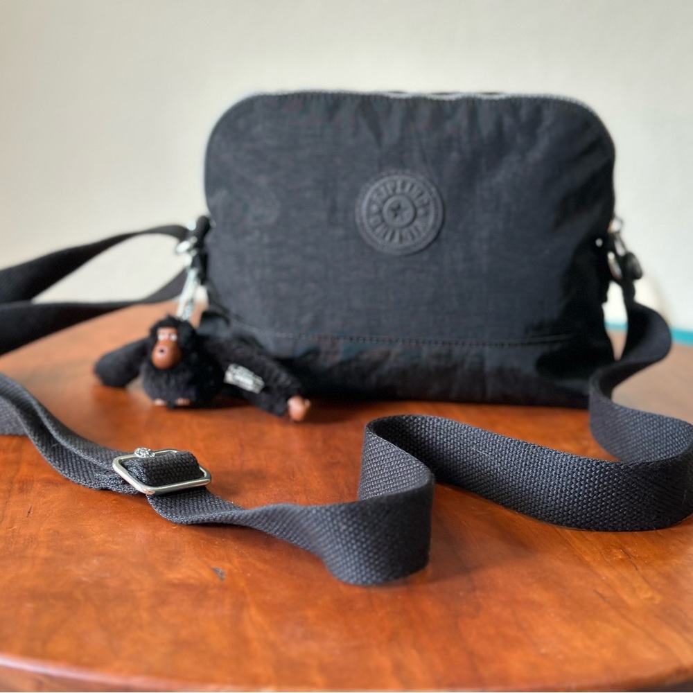 Kipling Bess Black Small Crossbody Bag With Monkey Keychain. NEW no tags!